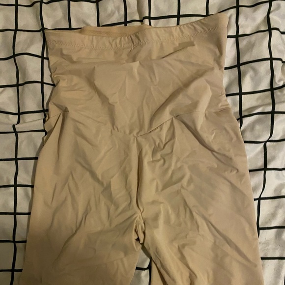 tan Spanx - Picture 3 of 5